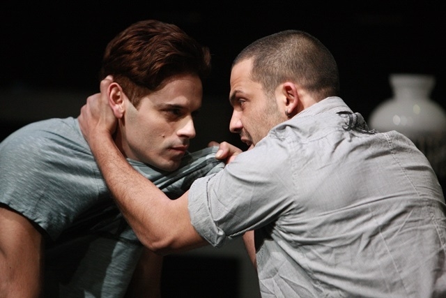 Η ΝΥΧΤΑ ΕΙΝΑΙ ΜΑΝΑ ΤΗΣ ΜΕΡΑΣ 