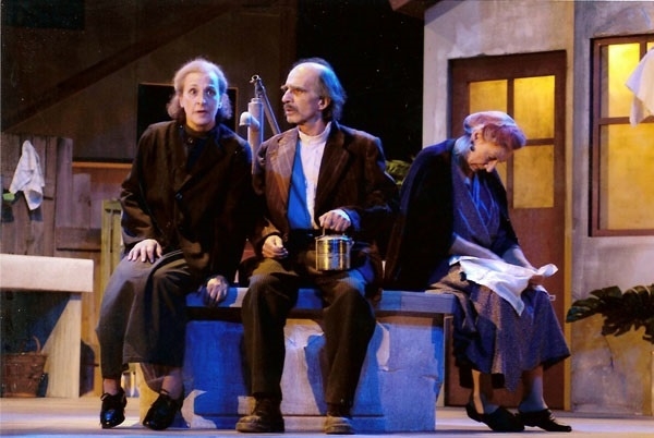 Η ΑΥΛΗ ΤΩΝ ΘΑΥΜΑΤΩΝ 